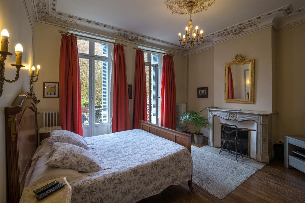 Villa St Simon Blaye Room photo